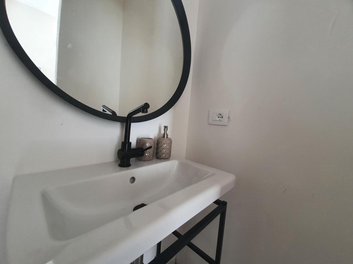 Ferienwohnung Palazzo Cacace Monopoli Exterior foto